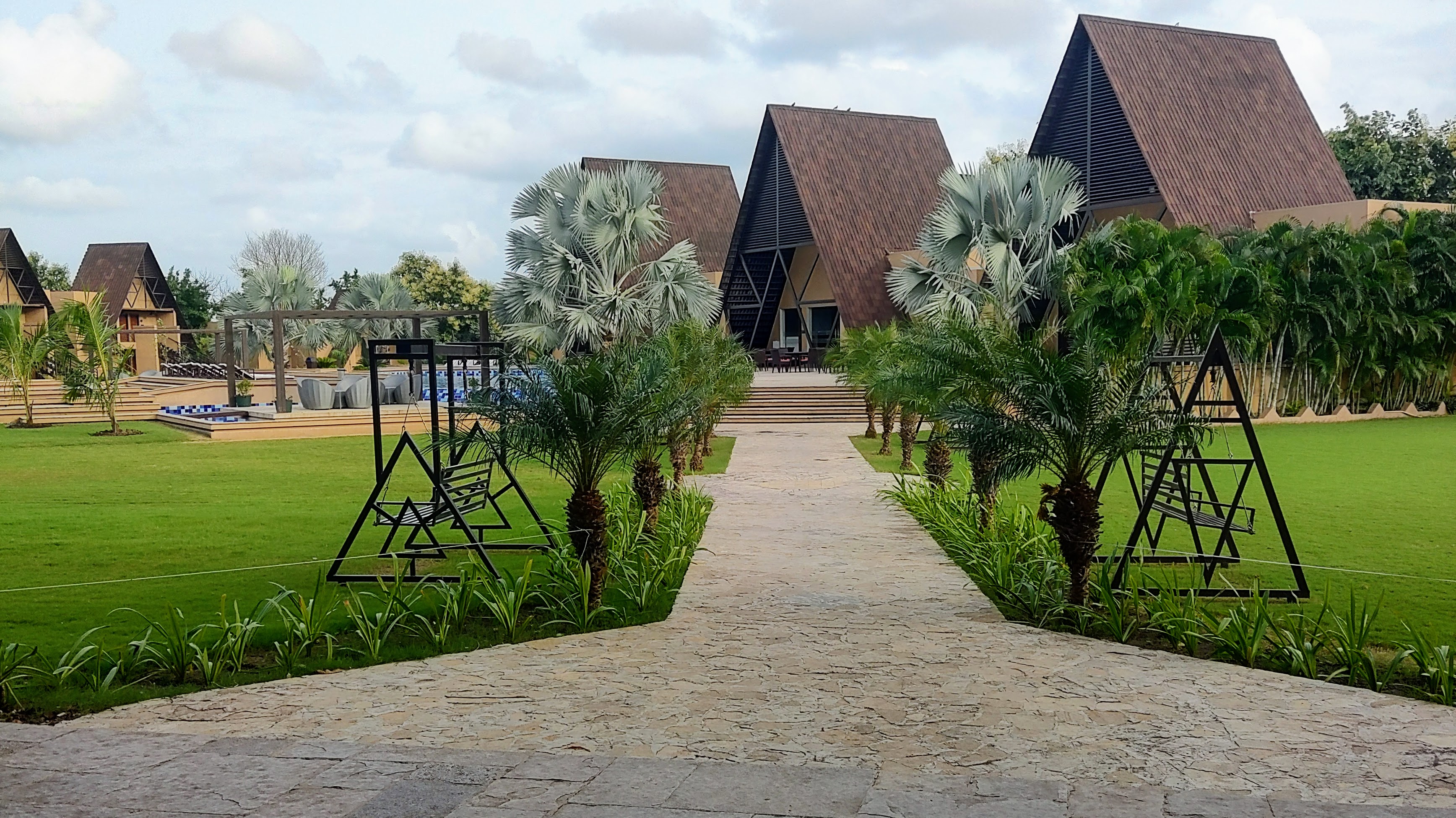 Jagira Ananta Elite, Gir Review: My Stay Plus a Deep Dive Into 100 Guest Reviews